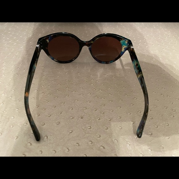 Tory Burch sunglasses - Picture 7 of 8